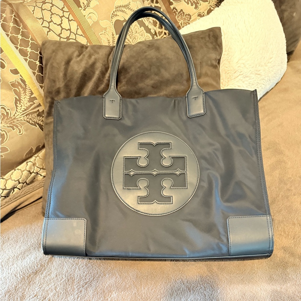 Tory Burch Ella tote. Used but in good condition. Some signs of wear inside bag